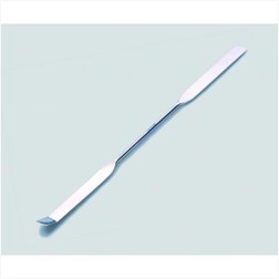 Spatula, - chattaway - S.S, one end bent & other flat, length 210mm. Isolab Germany