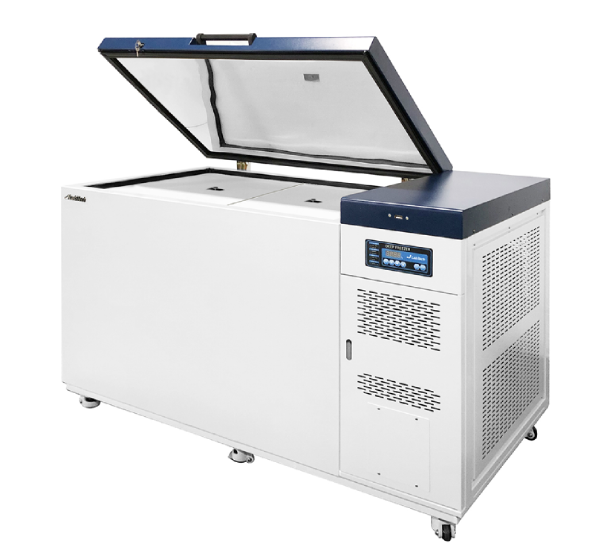 Laboratory Freezer Chest Type Precise Digital PID Controller 1790 x 830 x 1025 mm 456ℓ. Power 300W. Labtech, Korea